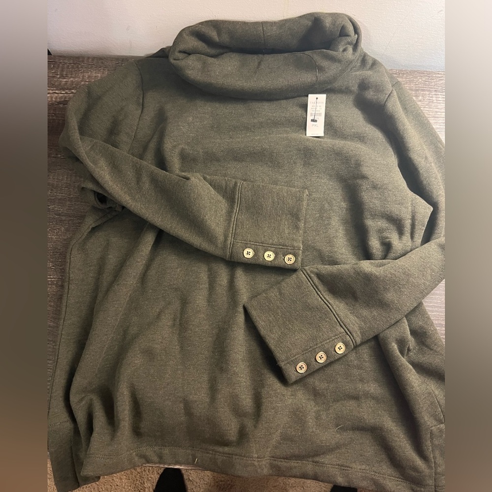 Talbots petite Xl nwt green turtle neck sweater